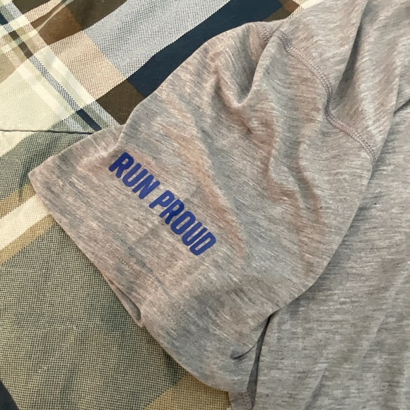 Brooks Pride Running Shirt - Picture 3 of 4